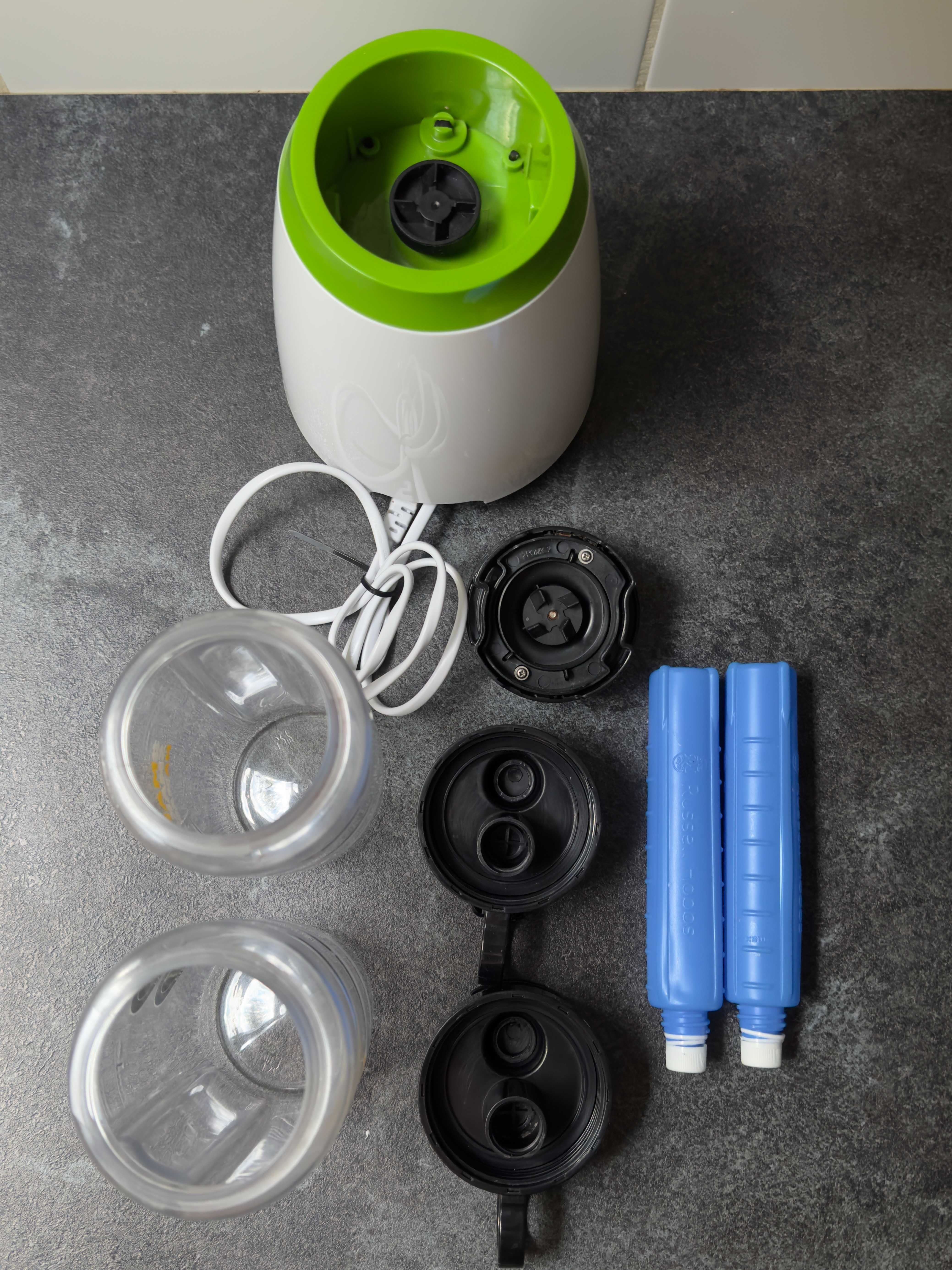 Blender Russell Hobbs Mam Smaka na Maka + 2 kielichy