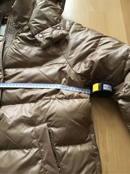 Płaszcz puchowy L   350 zł.