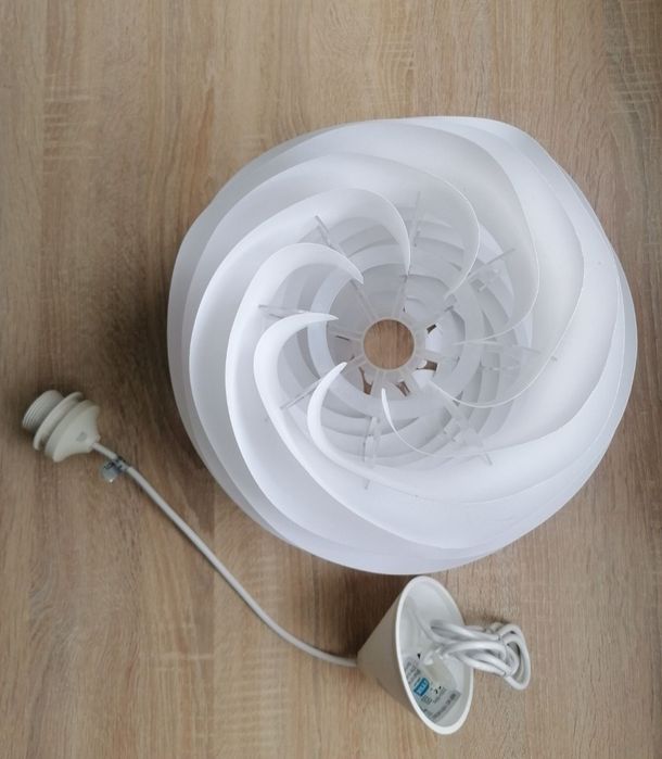 Lampa sufitowa biała kula żyrandol, średnica 30cm wisząca