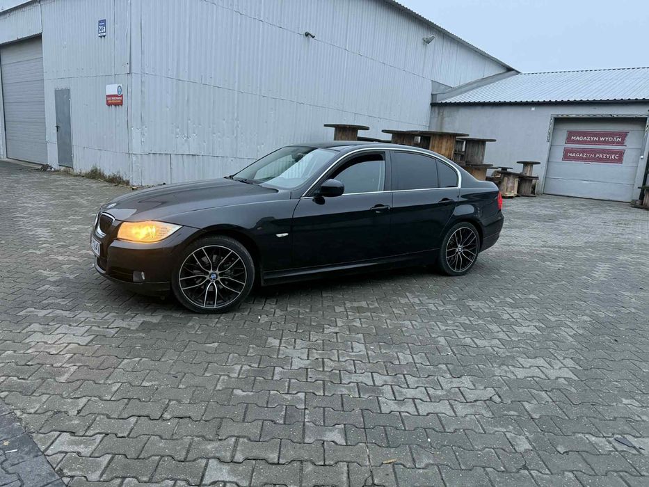 Sprzedam BMW e90 1.8 benzyna 2010