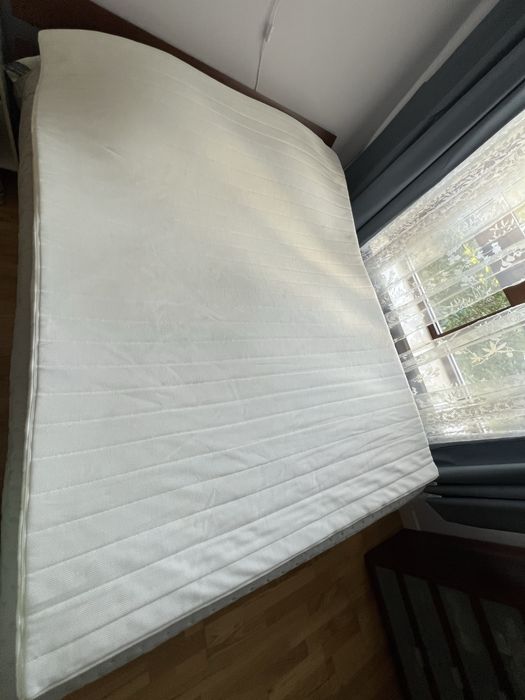 Mata biała 160x200 Ikea mało używana