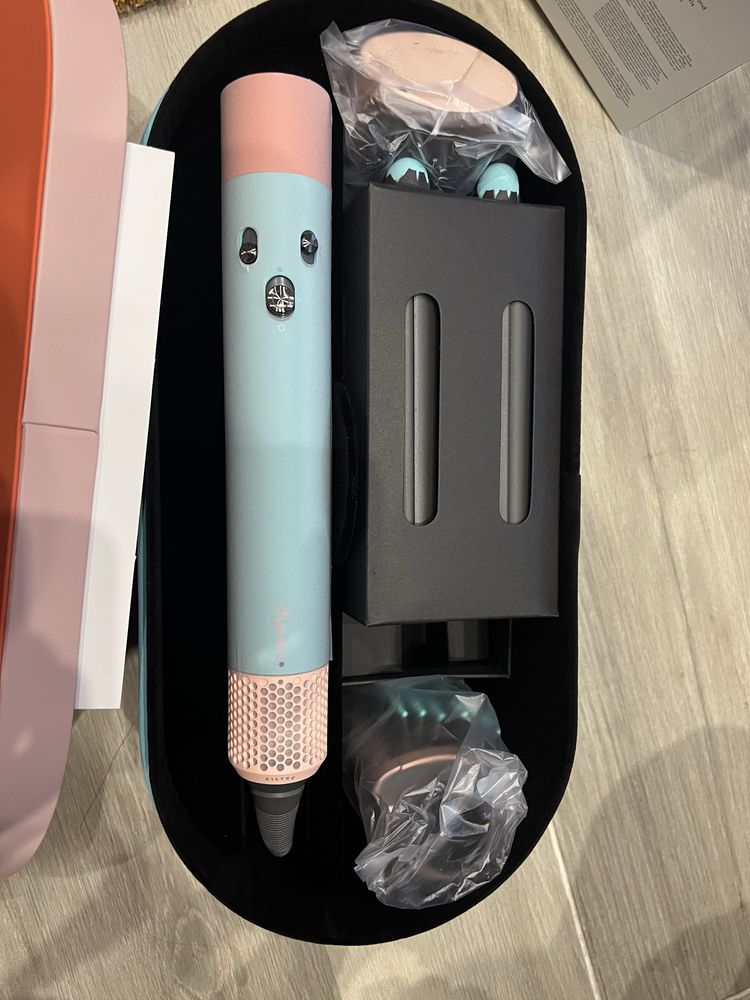 Dyson airwrap NOVO SELADO