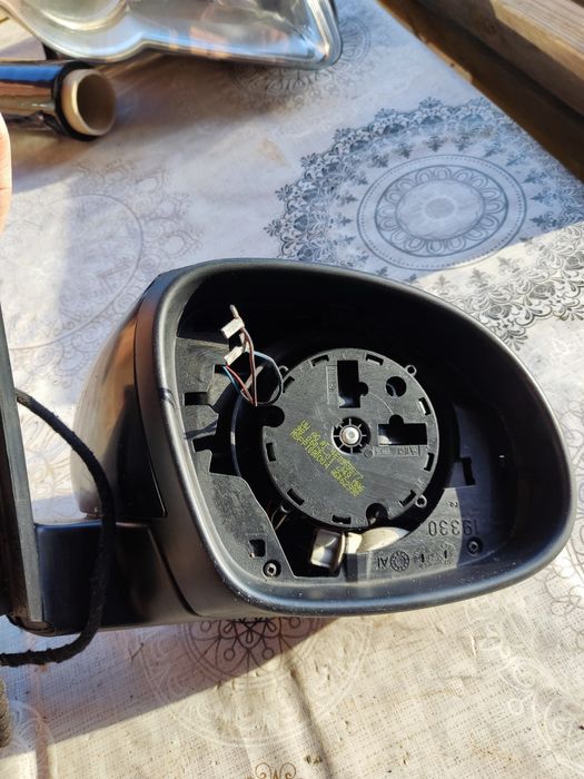 Зеркало Skoda Yeti праве