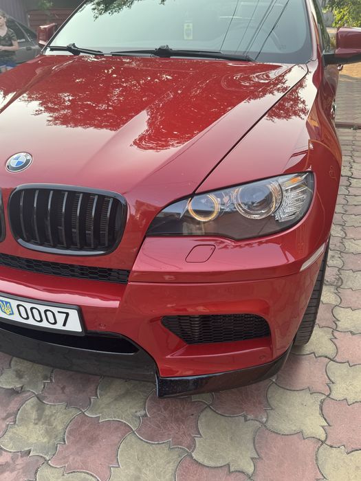 BMW X6M e71.