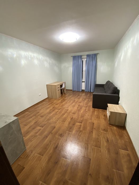 Здаеться 2-х кімнатна квартира на довгострокову оренду