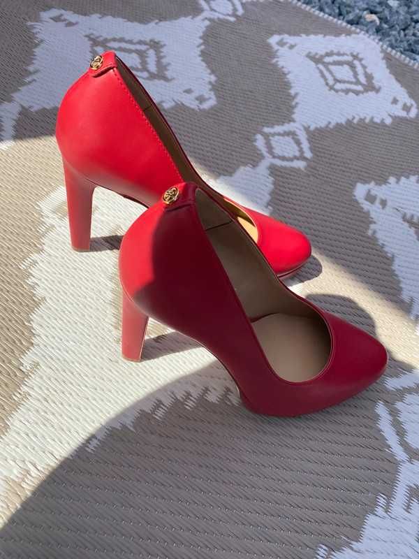 Michael Kors nowe szpilki