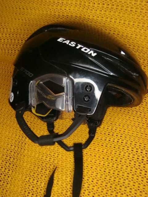 kask hokejowy  z kratą Jofa S -roz 50-57 cm Super Atest SZwecja