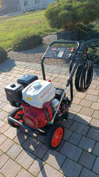 Myjka ciśnieniowa spalinowa Honda