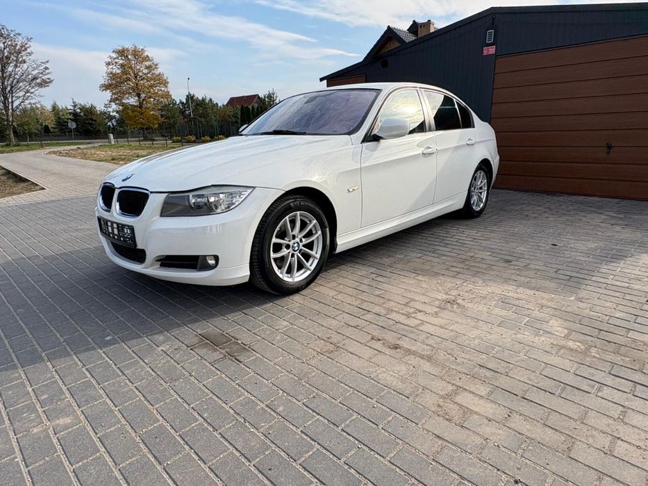 Bmw e90 318d 143km 2.0d