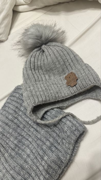 Зимова дитяча  шапка і снуд сірий колір