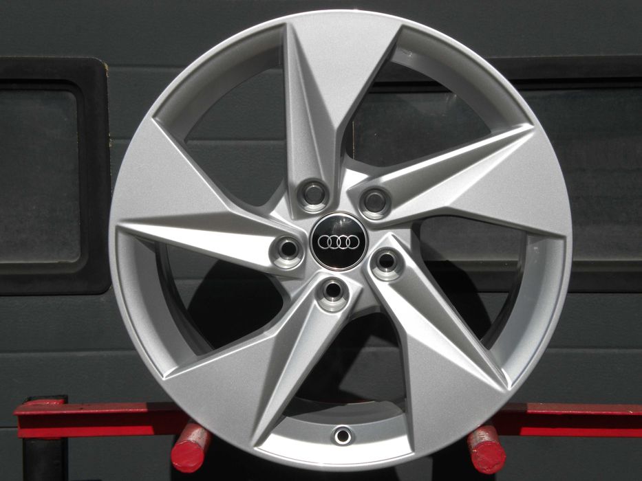 Felgi aluminiowe 17 5x112 oryginał Audi A3 8Y 8V 8P Nowe-Demo