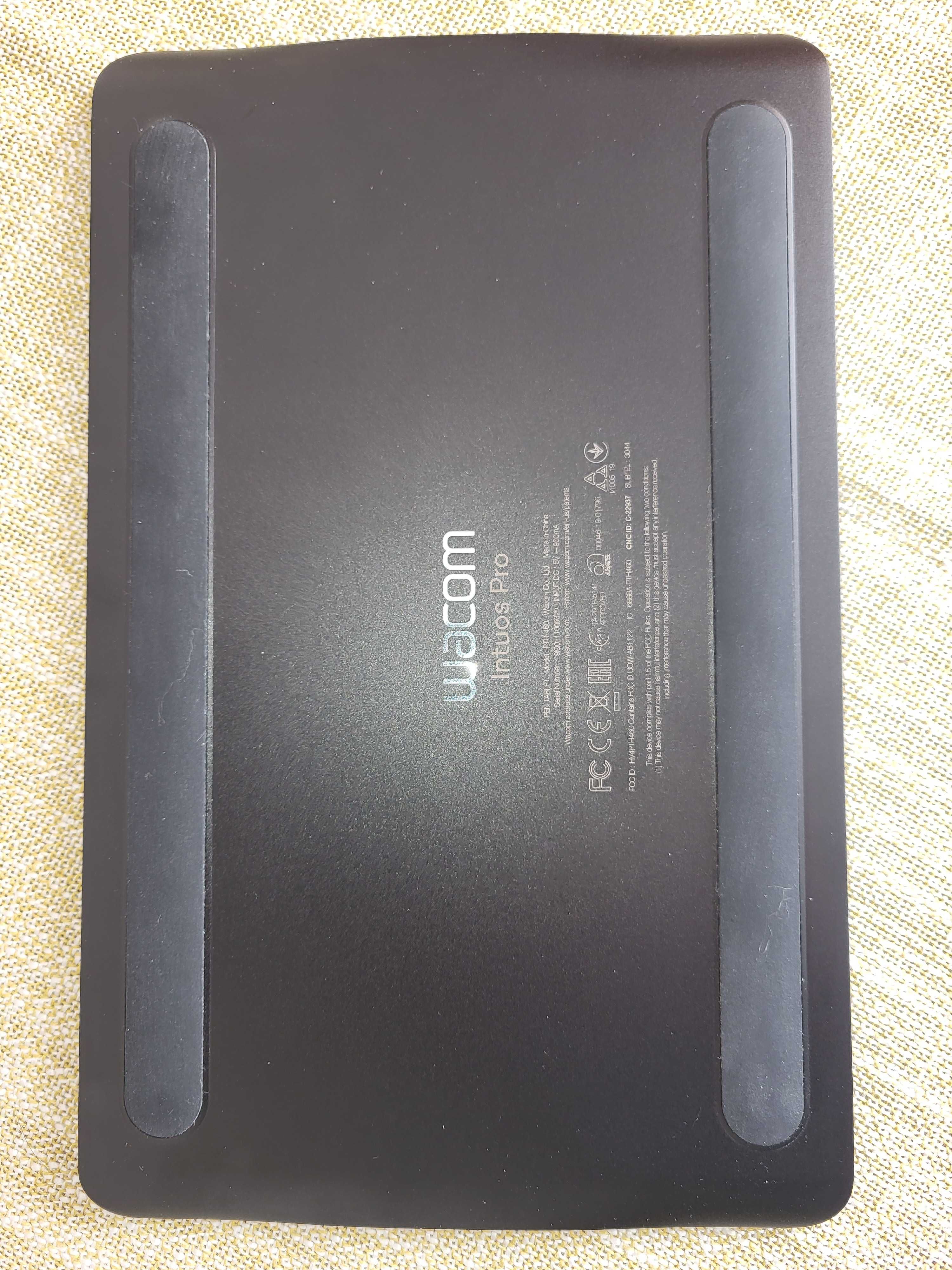 Графический планшет Wacom Intuos Pro S (PTH460)