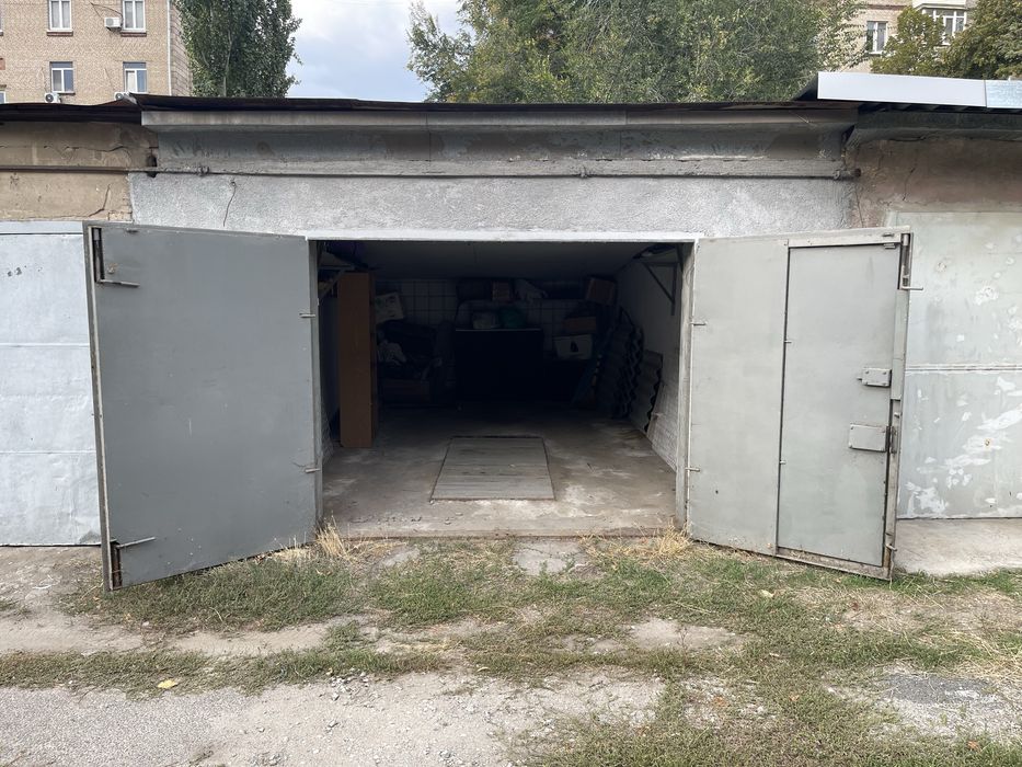 Сдам свій гараж. Центр. Дмитра Яворницького 117