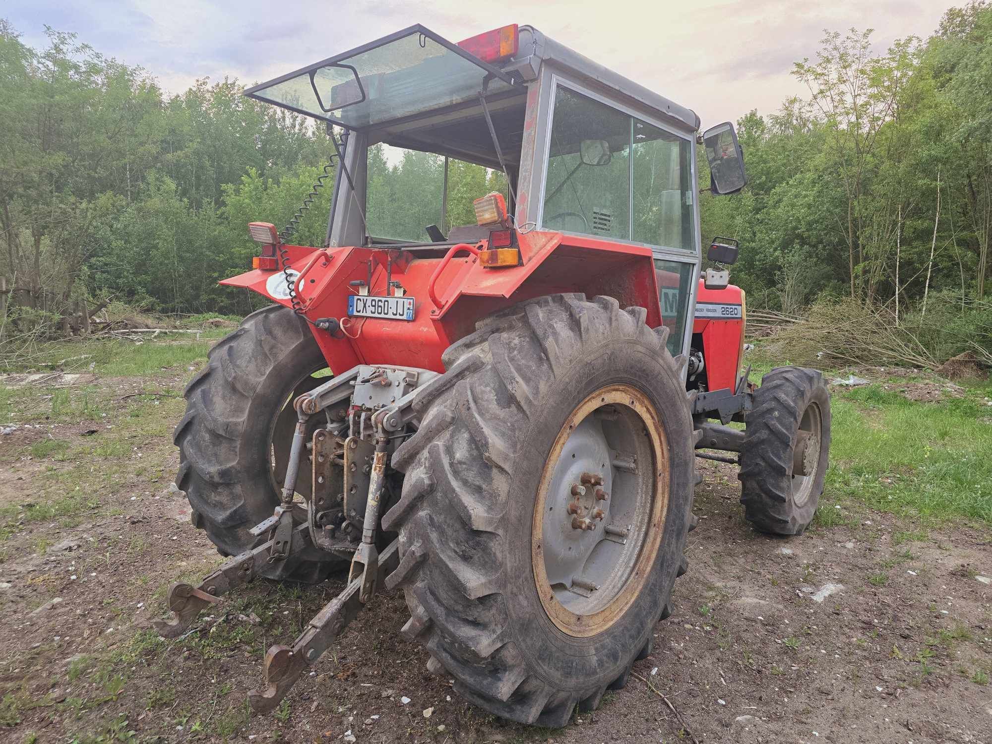 Massey Ferguson 2620