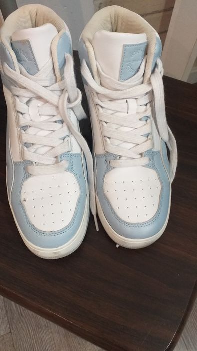 Buty sportowe za kostkę