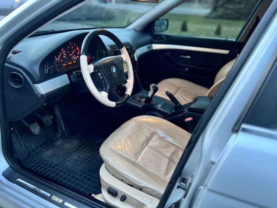 Продам bmw e39 520d