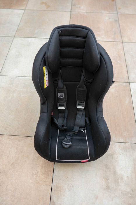 Cadeira auto bebé - marca ZY safe - 15 a 25kg - preta