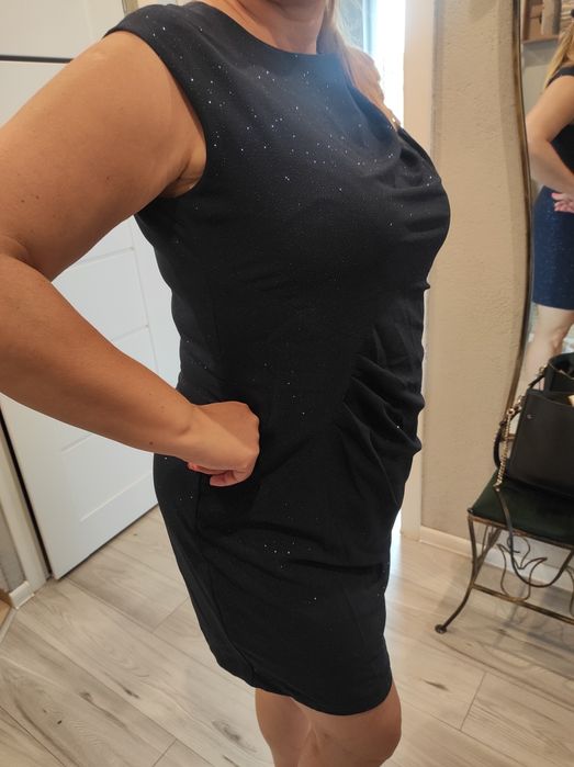 Piękna wizytowa sukienka