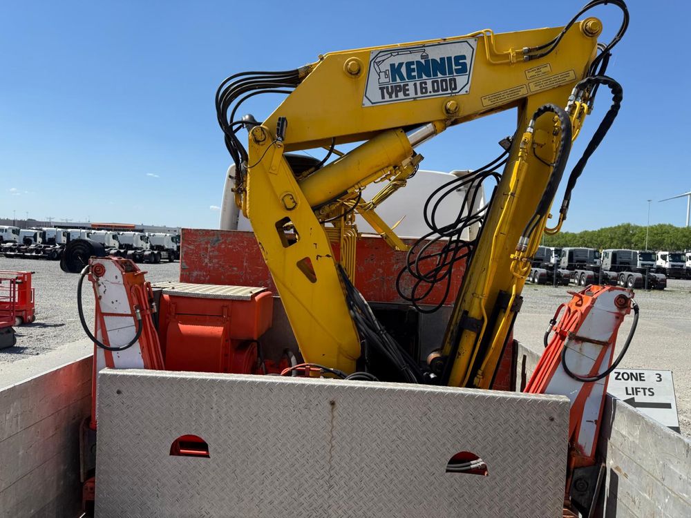 SEMI-REBOQUE 47TON C/GRUA FLORESTAL A DIESEL POUCO USO #OPORTUNIDADE#