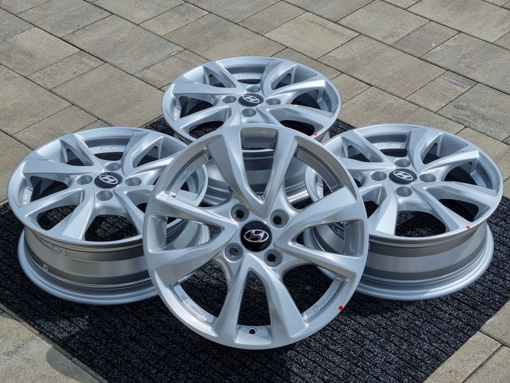 Hyundai 15 " nowe felgi alu i10 i20 Bayon Inster 4x100 srebro alufelgi