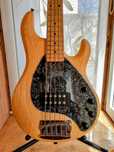 Продам Music Man Stingray 5 '98