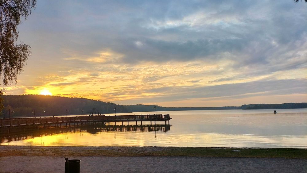Zamieszkaj blisko jeziora i lasu – działka we Wielu z WZ