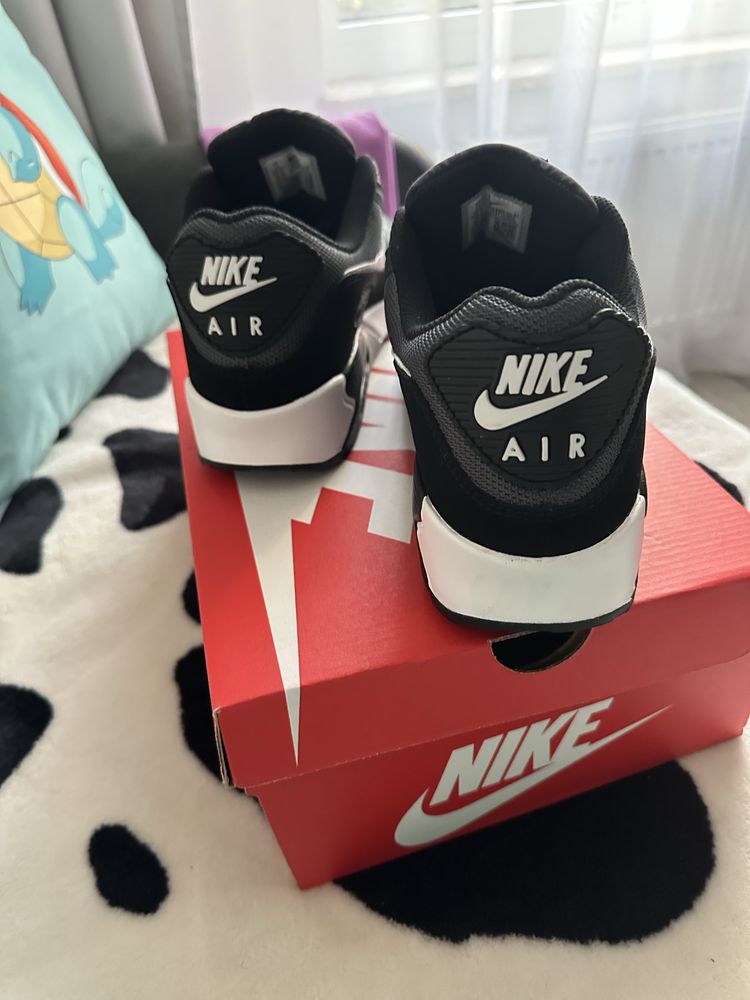 Nike Air Max 90 nowe orygnialne rozm 45