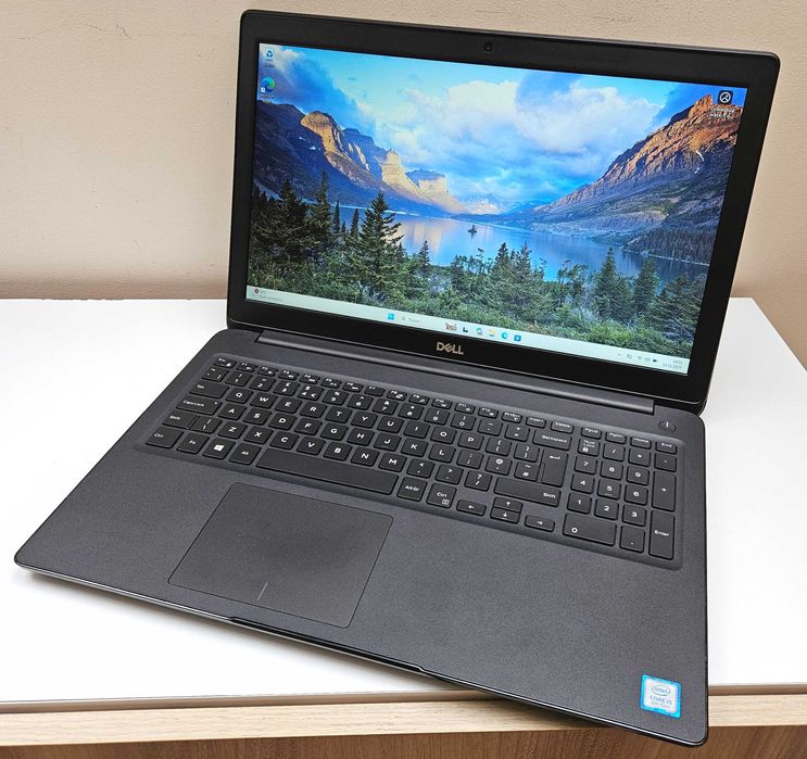 Надійний Dell Latitude 3500 i5-8265U/16/256GB Великий екран, новий АКБ
