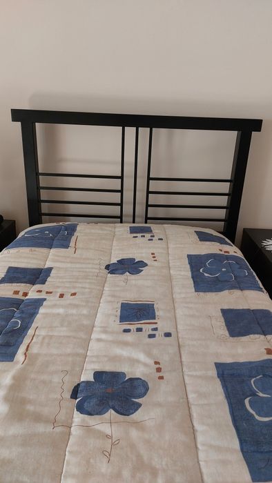 Cama ferro em preto