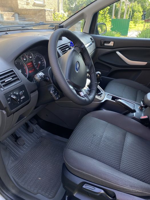 Продам Ford C-Max. Терміновий продаж.