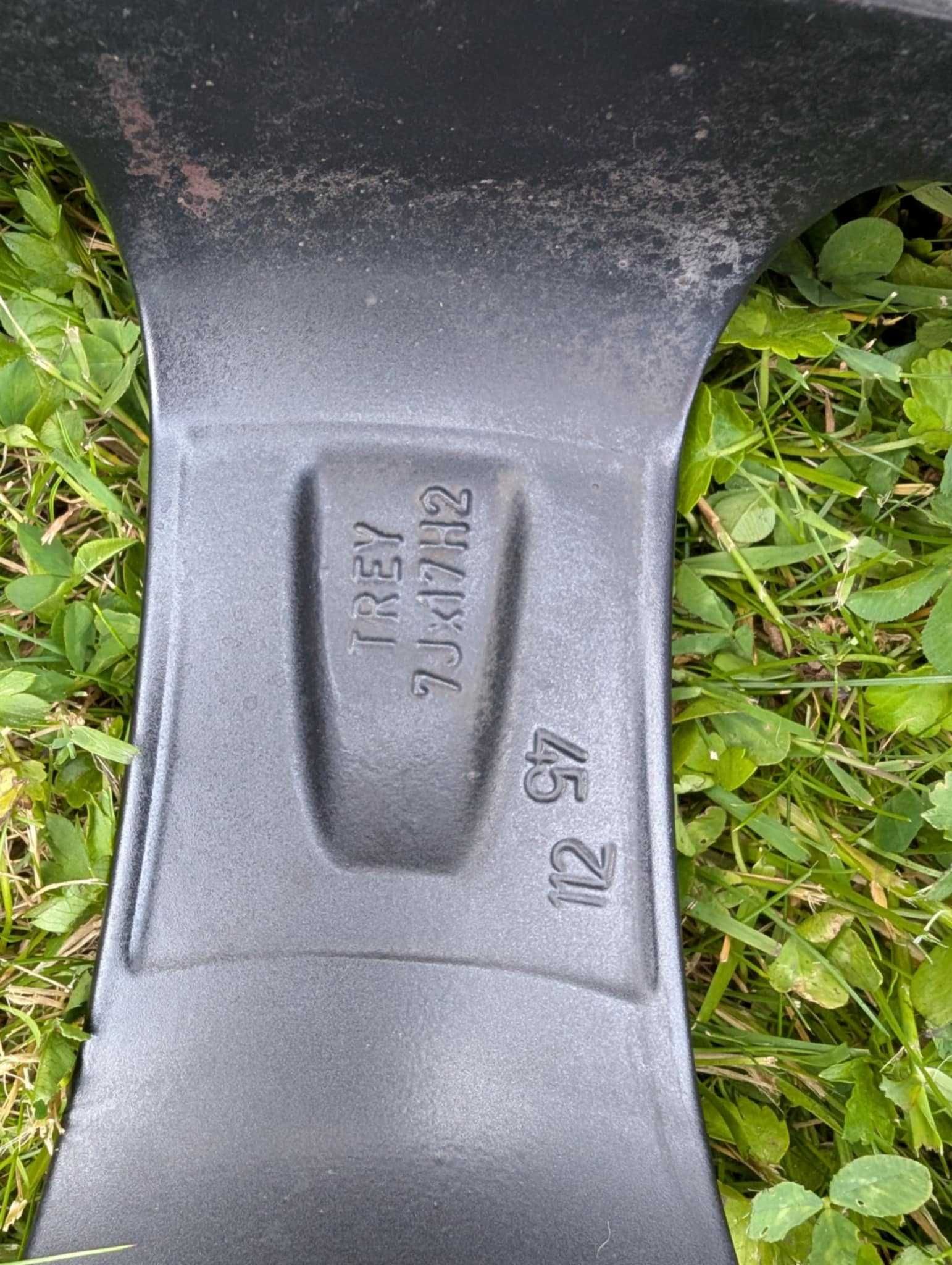 Koła, alufelgi czarne 17” Audi A3 Skoda Volkswagen Michelin