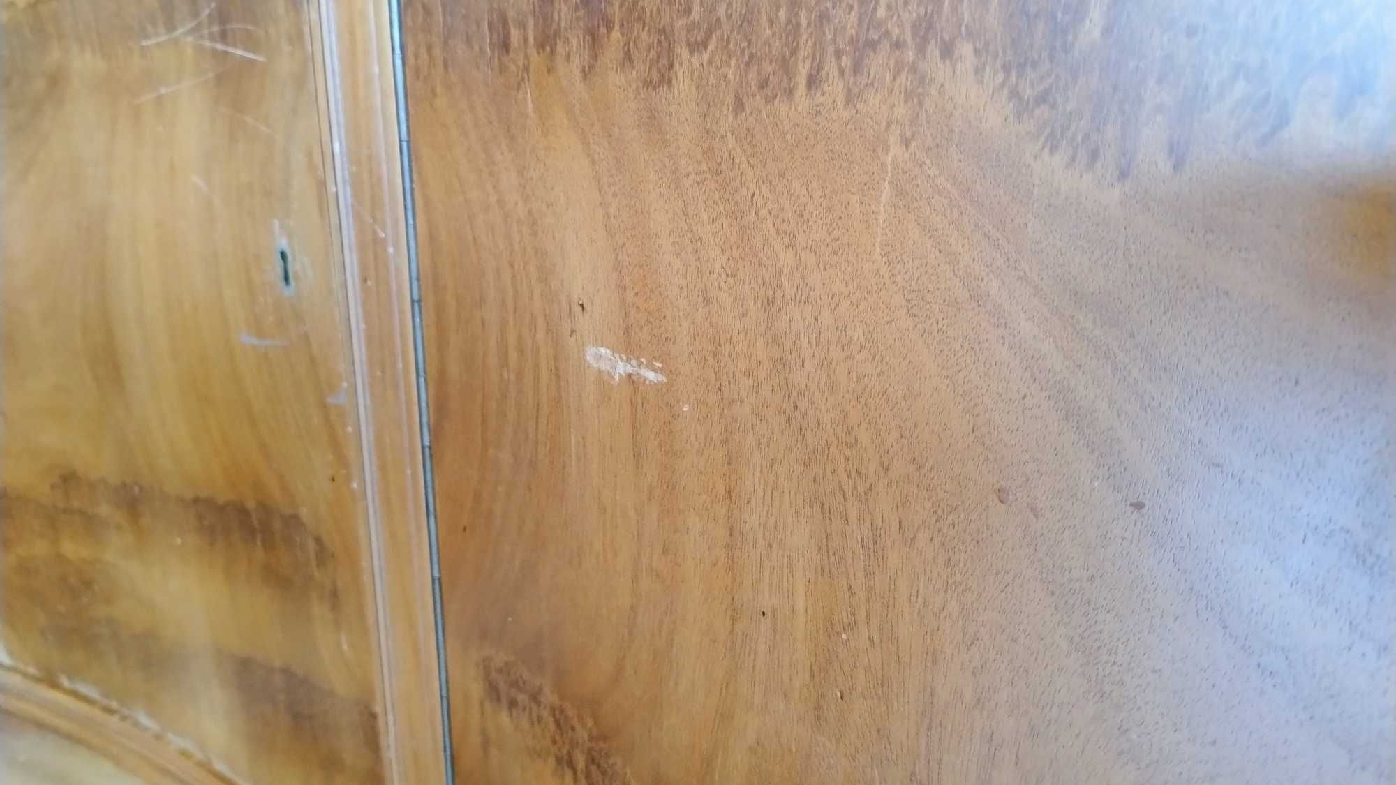 Piękny stary kredens, komoda