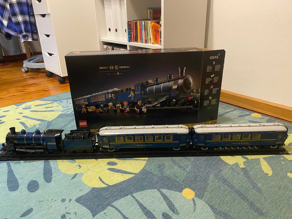 Pociąg Orient Express LEGO