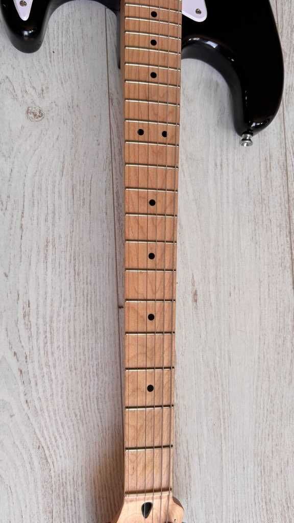 SPRZEDAM  Boss GT-1 Multiefekt gitarowy +Gitara Fender Squier