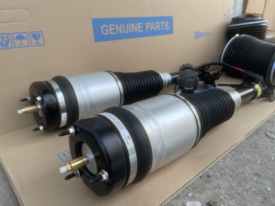 Пневмо Стойки Jeep Grand Cherokee WK2 2016-