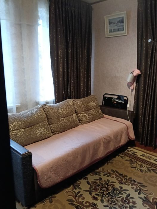 Продам 4х комнатную квартиру в центре Днепра