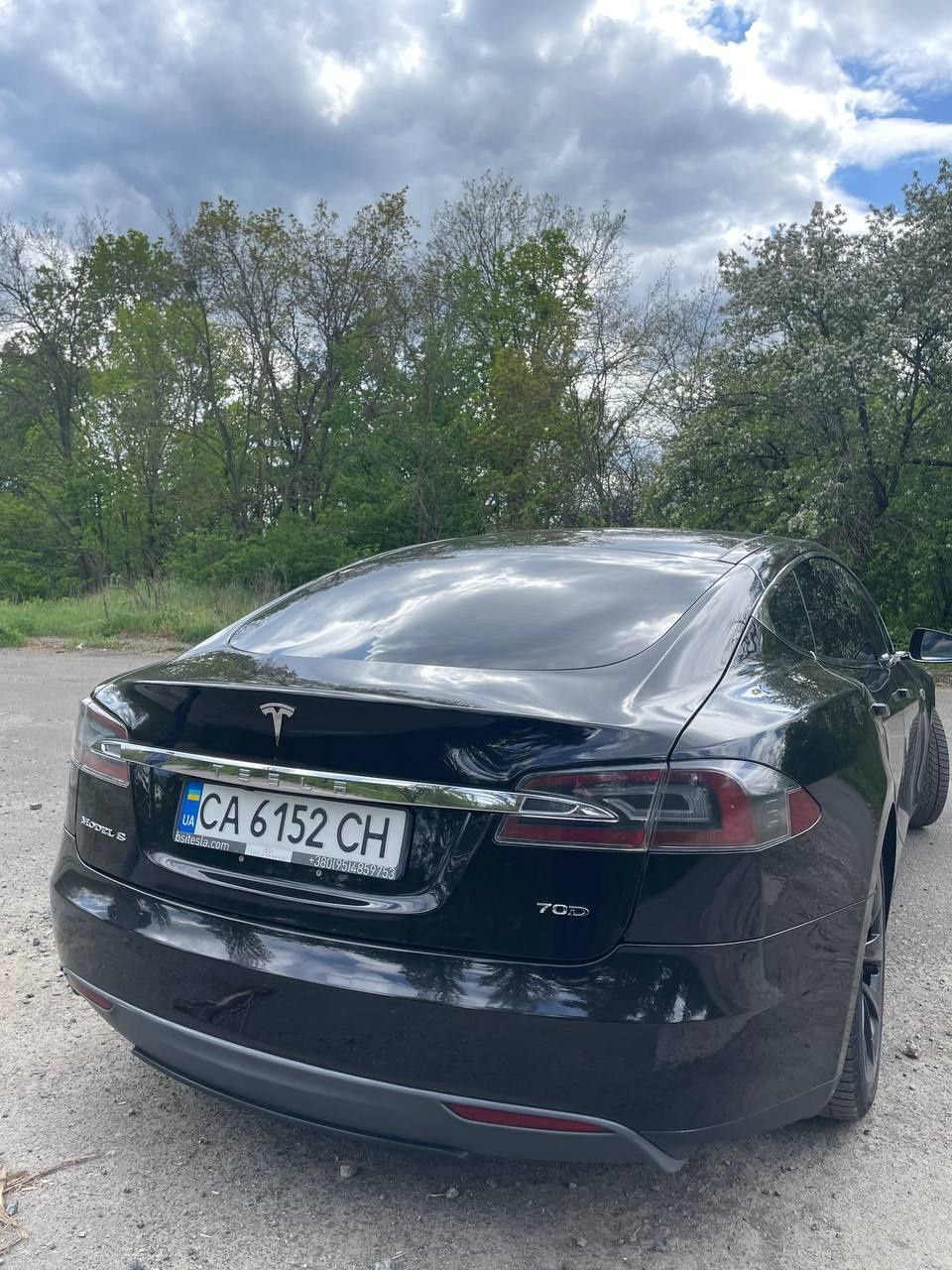 Tesla в ідеальному стані