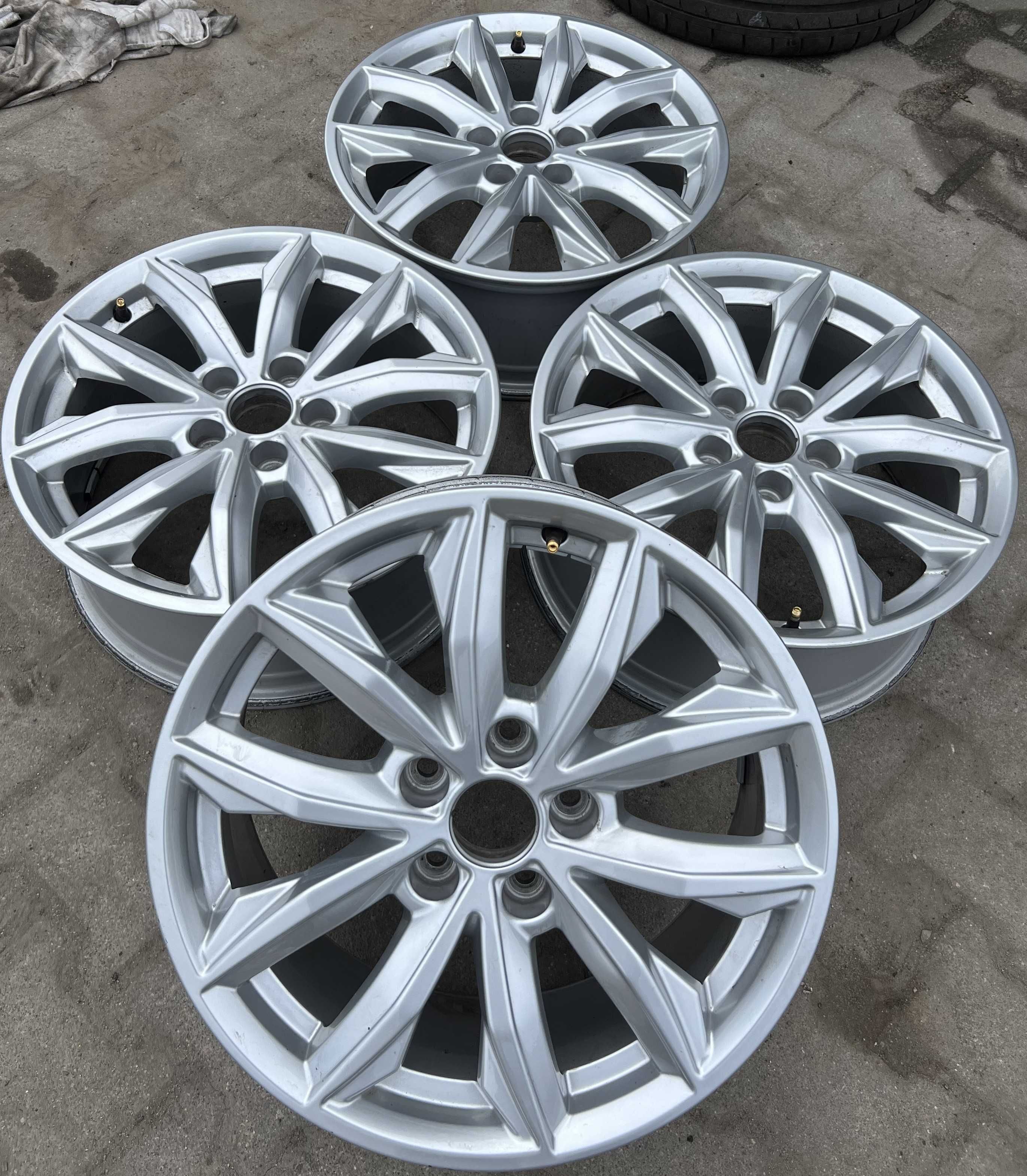 Alu Felgi 17" AUDI Q5 OEM 5x112 ET34 66,6 MM E7.0Jx17H2