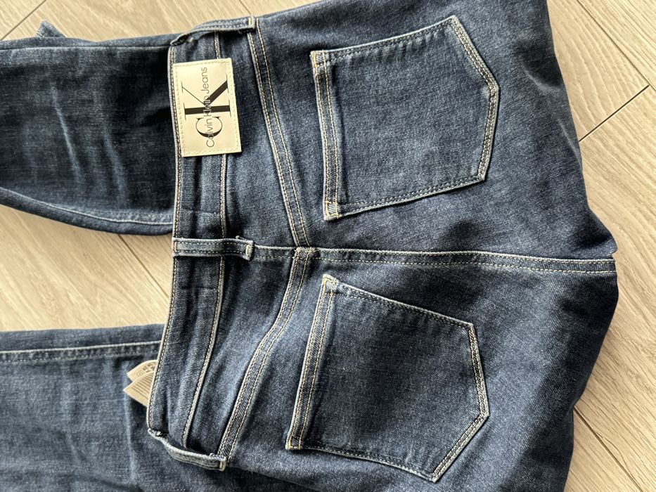 Жіночі джинси CALVIN KLEIN