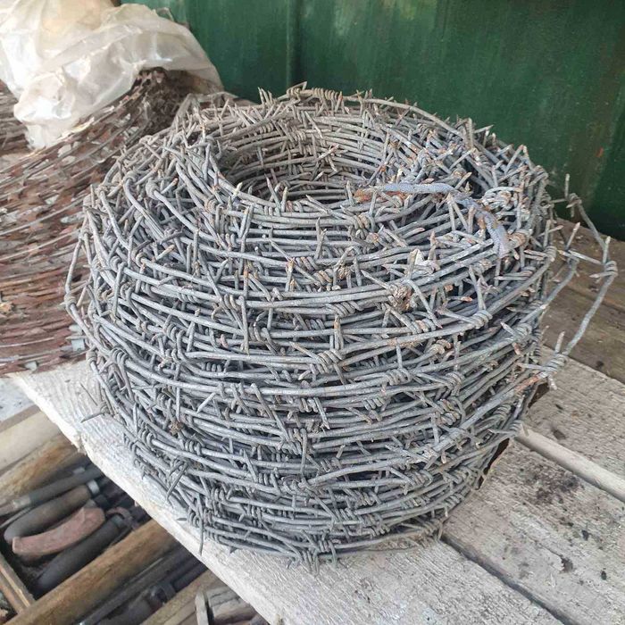 Колючая проволока