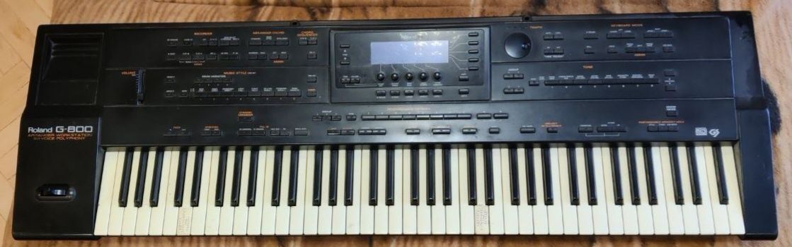 Синтезатор Roland G-800