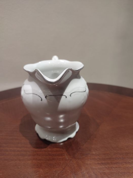 Śliczny stary mlecznik porcelana Wałbrzych