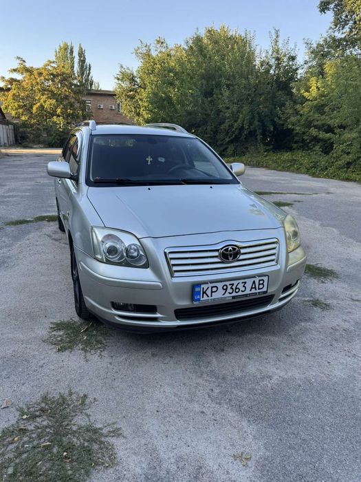 Продам Toyota Avensis