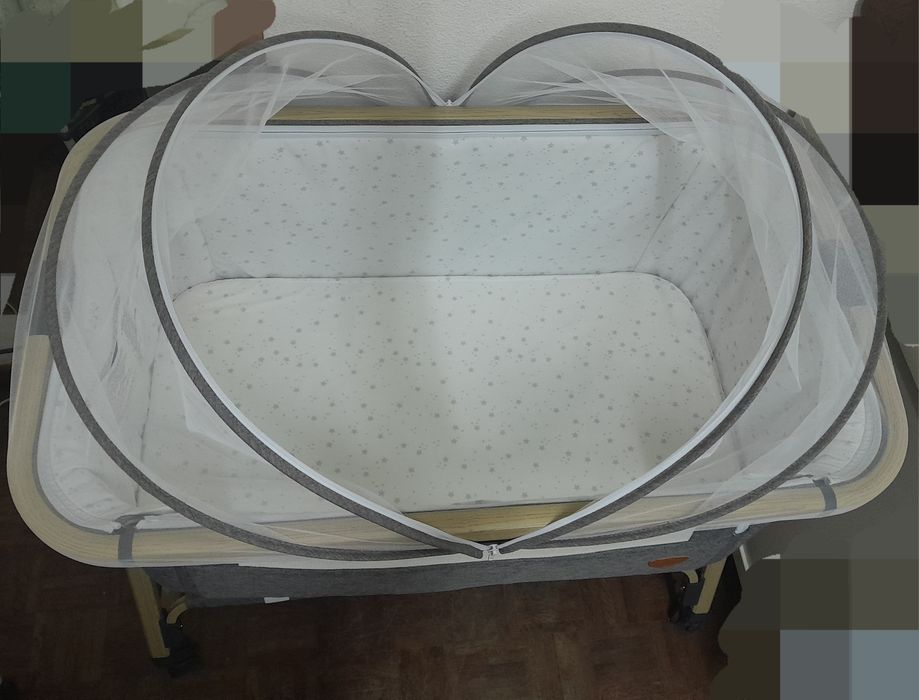 Berço e parque de bebé