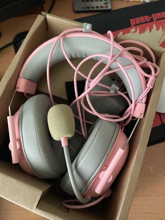 Наушники Razer Blackshark V2 x Quartz PINK