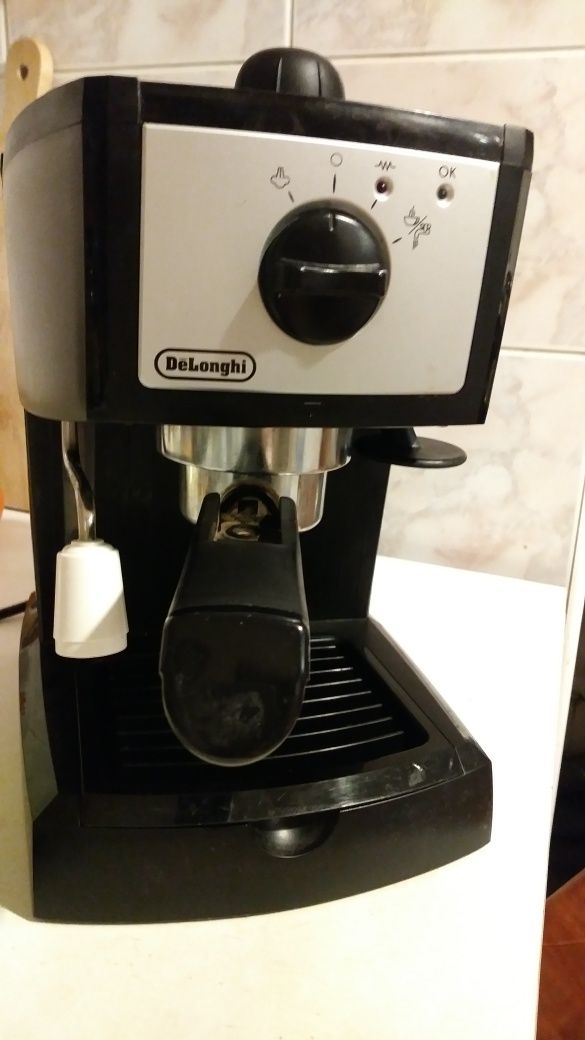 Ekspres do kawy DeLonghi