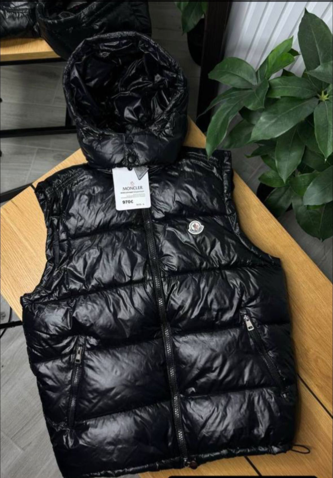 Чоловіча жилетка Moncler Black монклер