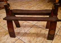 Drewiany podnóżek,taboret
