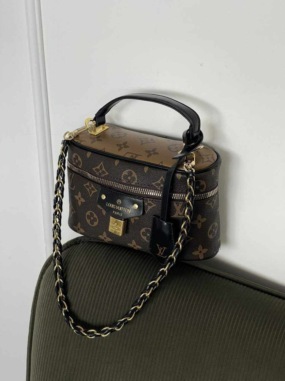 Сумка Louis Vuitton Classic Lambskin Сумочка Луї Віттон Сумка LV