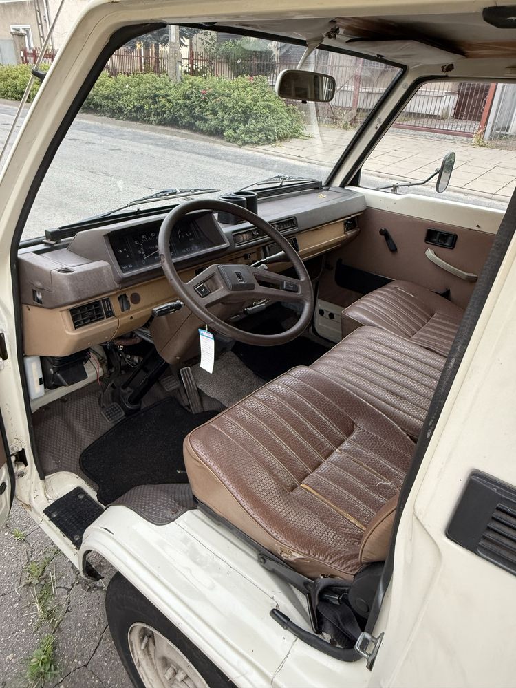 Mitsubishi l300 kamper